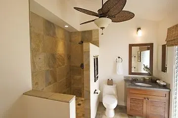 Aina Nalu Aparthotel Lahaina